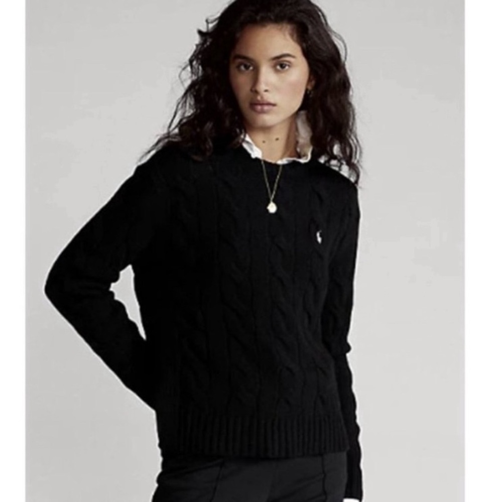 Polo Ralph Lauren Cable Knit Chunky Crewneck Sweater
Navy Size Small Women's